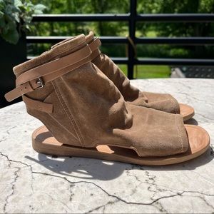 Vince Vero Cuoio Leather Sandals